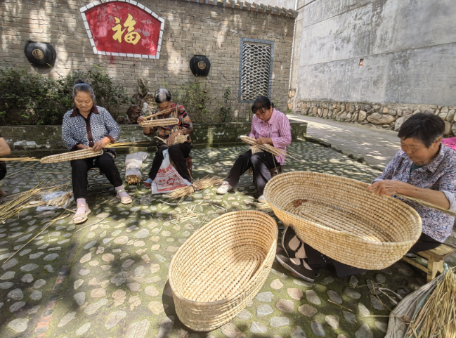 1759197417370853.jpg 3.jpg