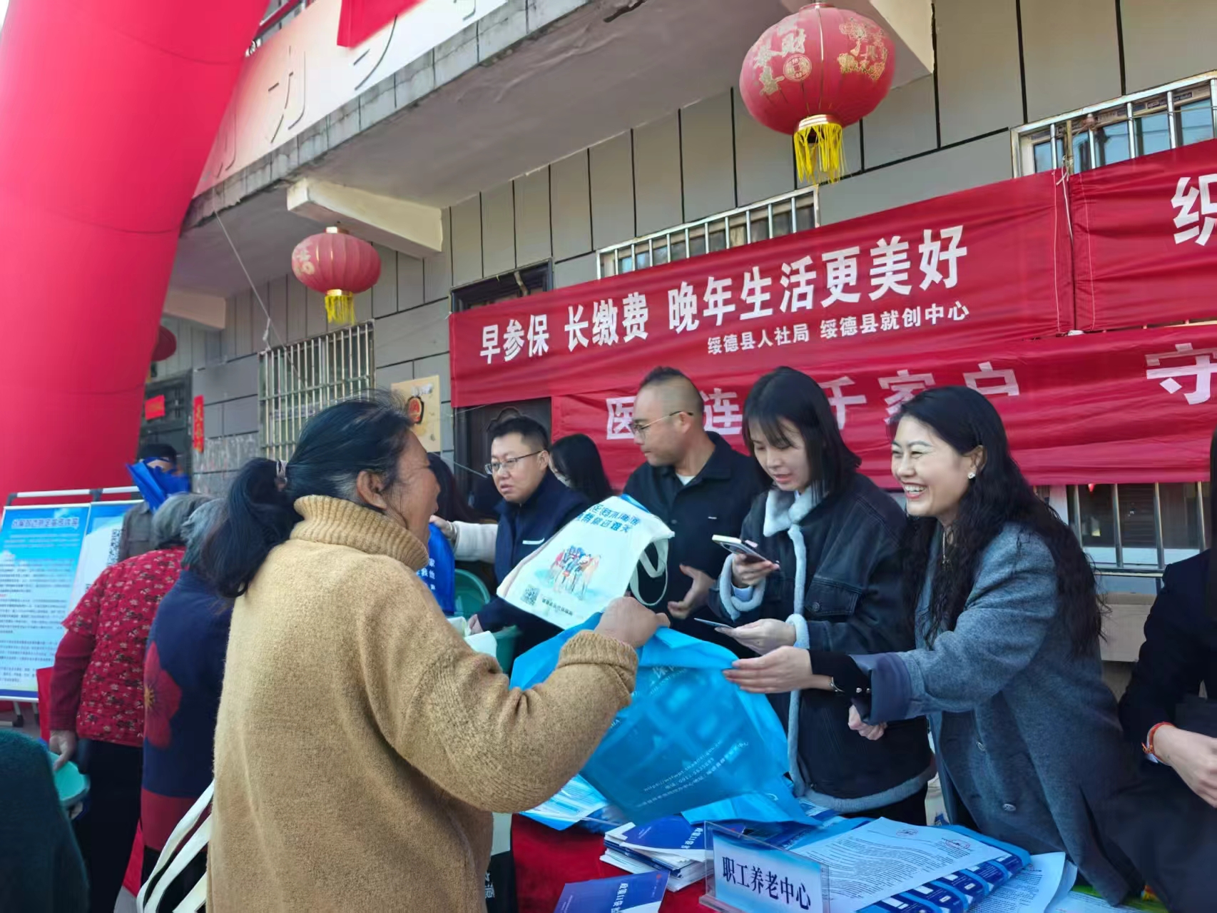 e4838a55bfba895fc56d1ab2c65a8beb.jpg e4838a55bfba895fc56d1ab2c65a8beb.jpg