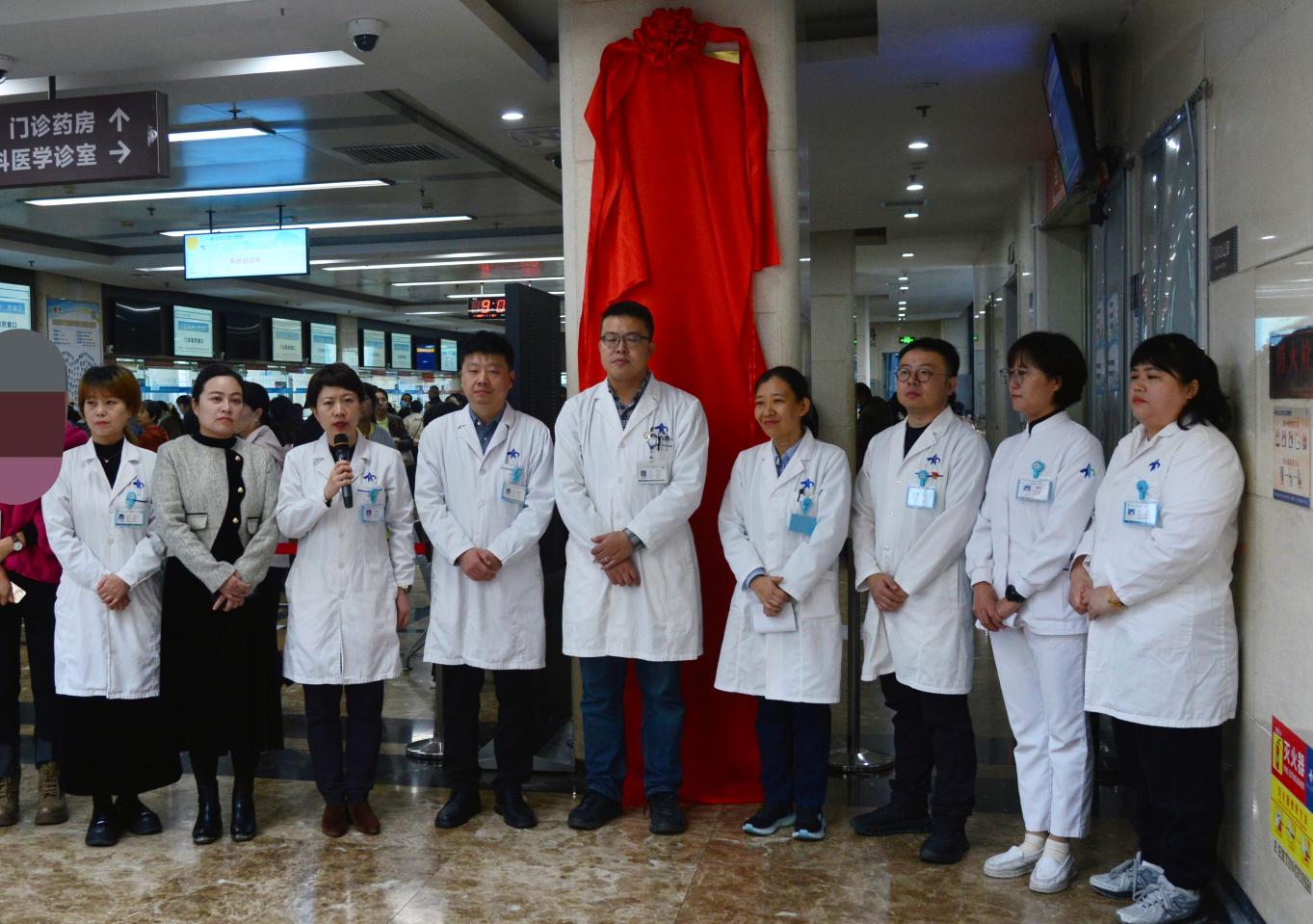 点击图片进入下一页